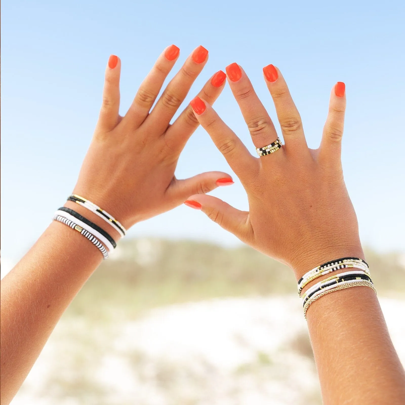 Monochrome Stretch Bracelet Set of 8