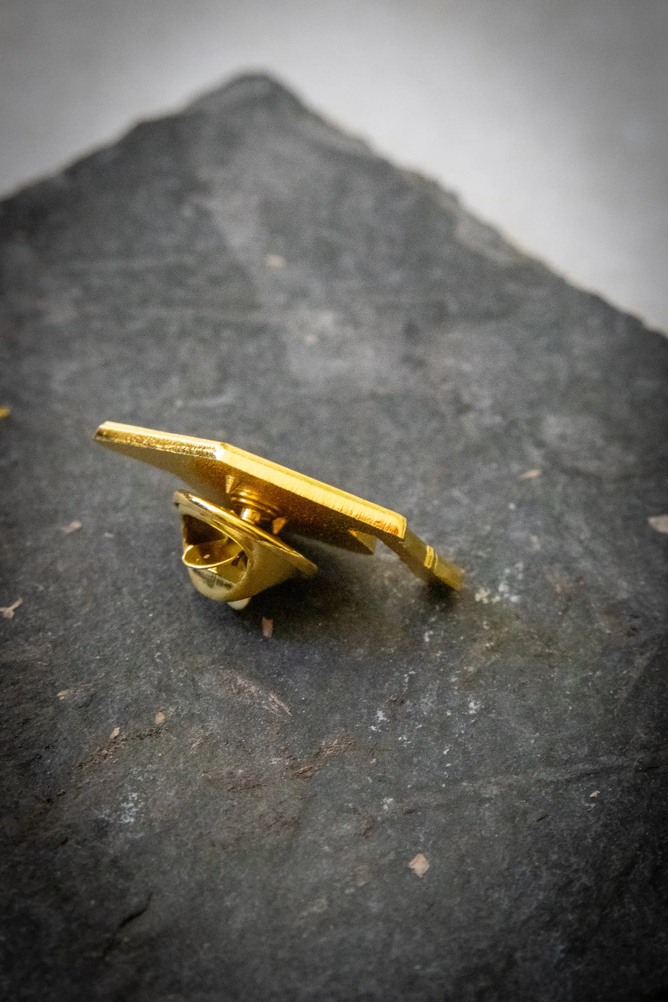 Mortarboard Pin