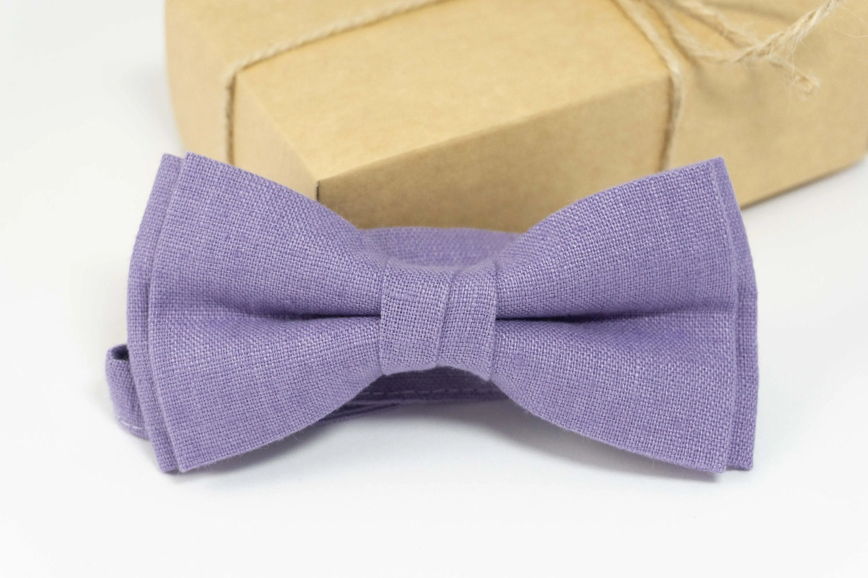 Purple bow tie for weddings | purple mens tie